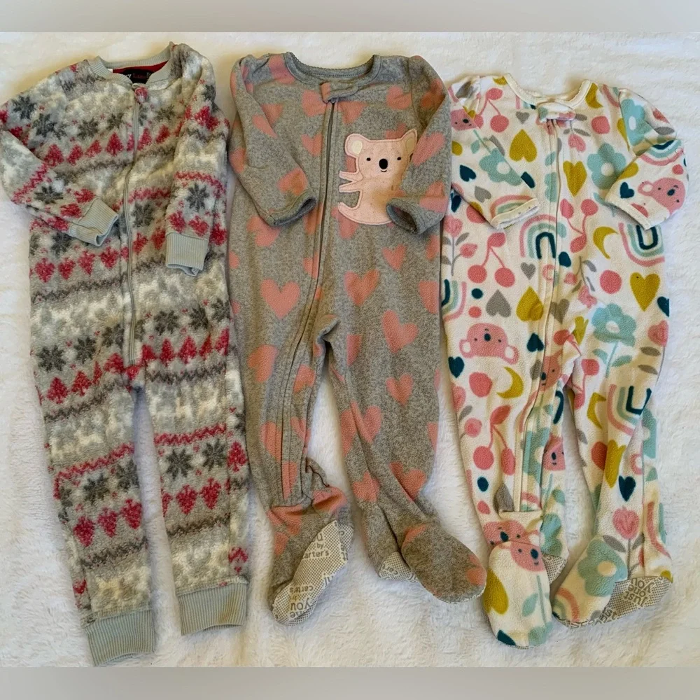 20 piece Girls Fall/Winter Clothing Bundle - Picture 6 of 8